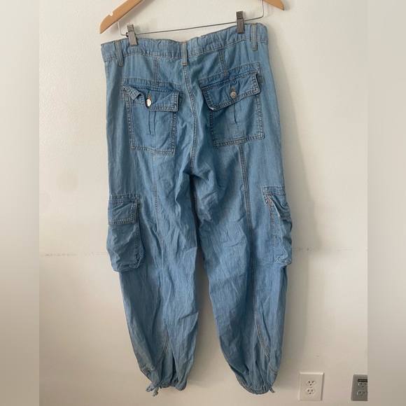Revise Cargo Parachute Jeans Size Small - Picture 8 of 8